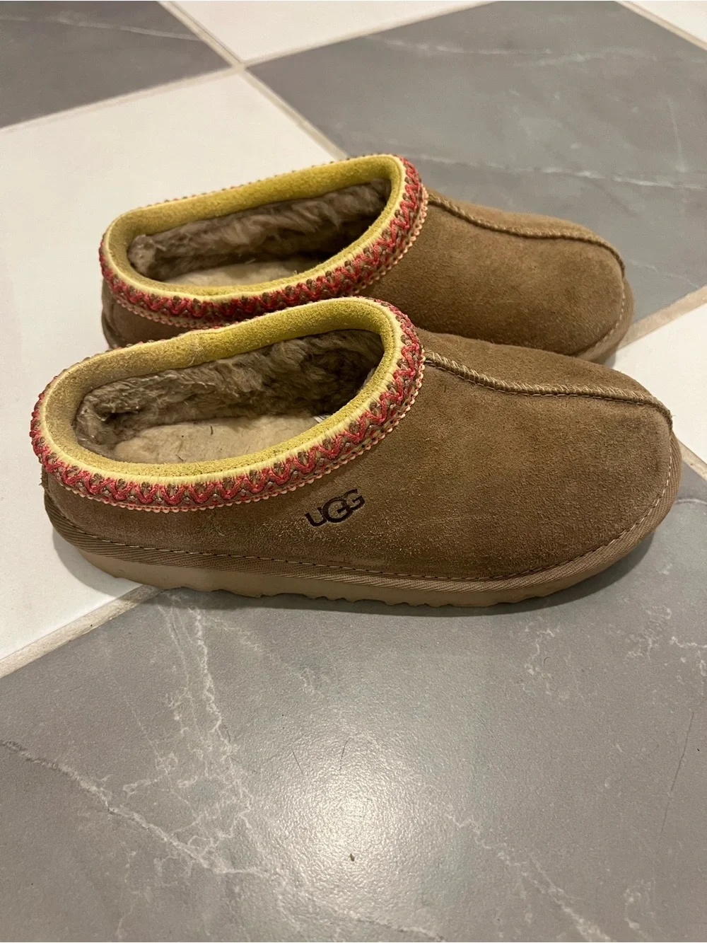 Girls Ugg Tasman II Slippers
